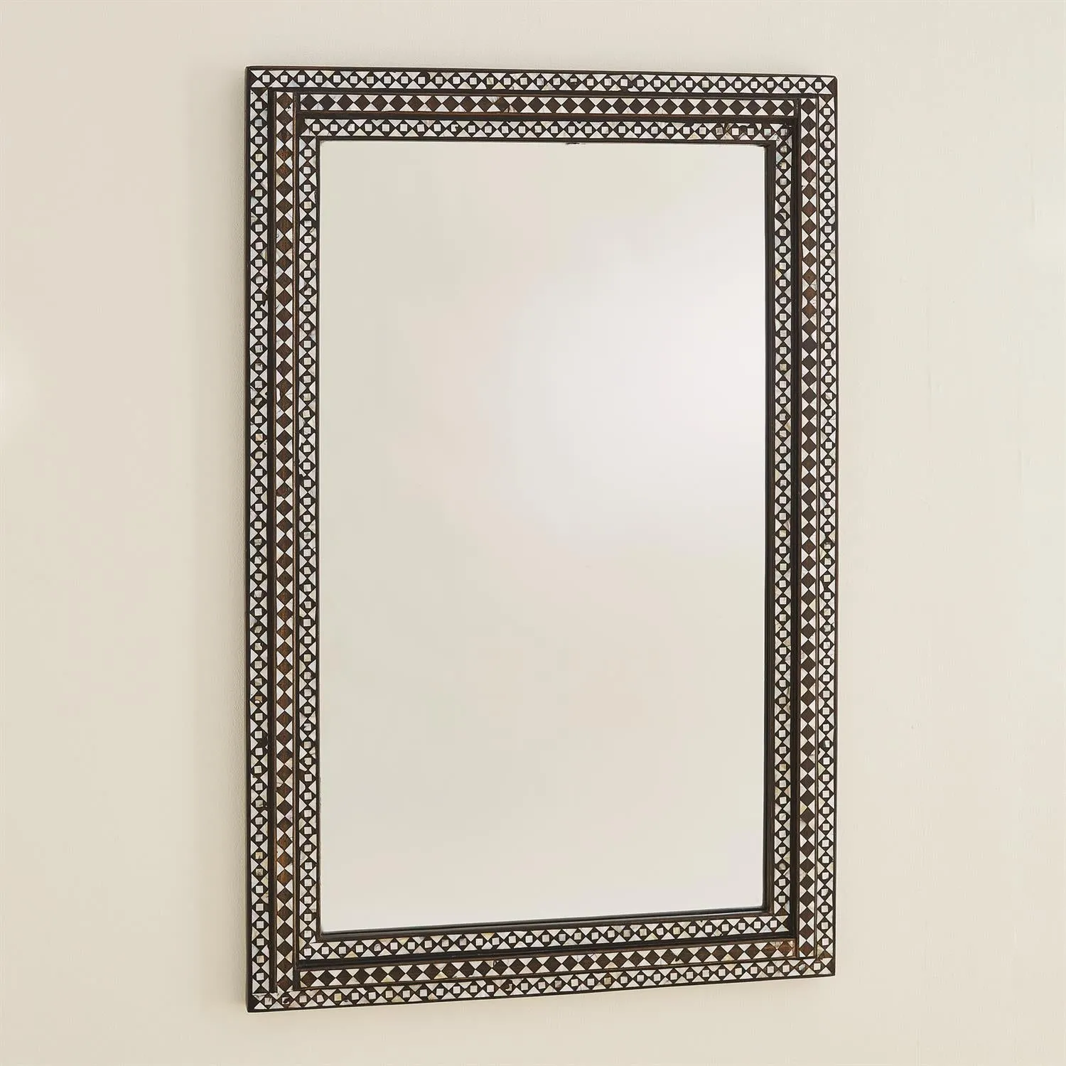 Bhawana Mirror