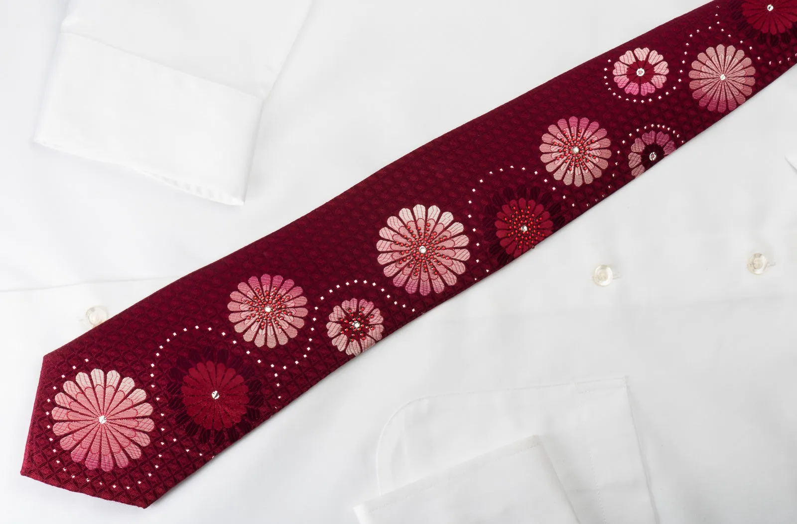 Cuni Homme Silk Rhinestone Necktie Abstract Floral On Burgundy With Silver Sparkles