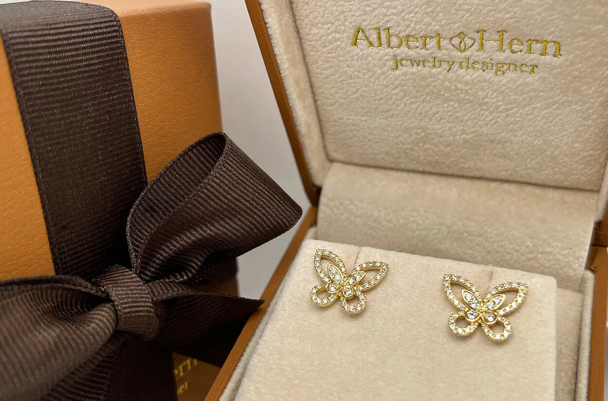 Earrings 18kt Yellow Gold & Diamonds Butterflies Studs